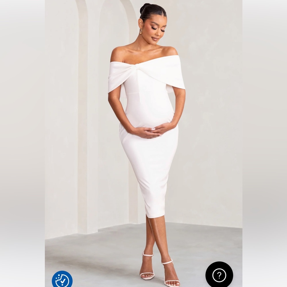 NEVER WORN and reposhing.